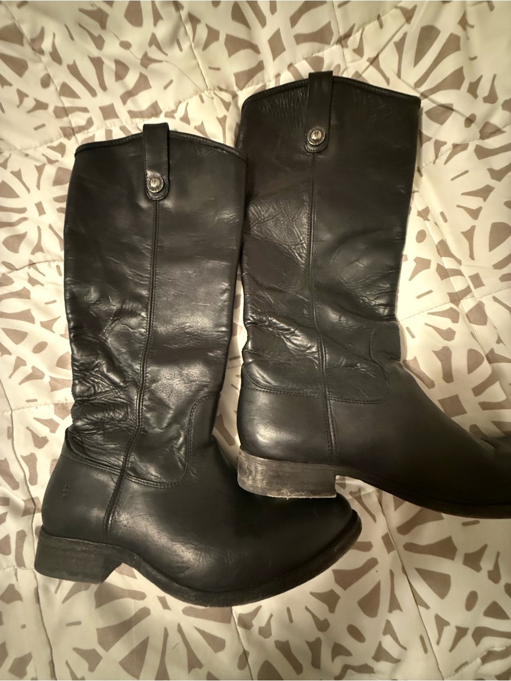 Frye Melissa Button black riding boot 7.5 GUC